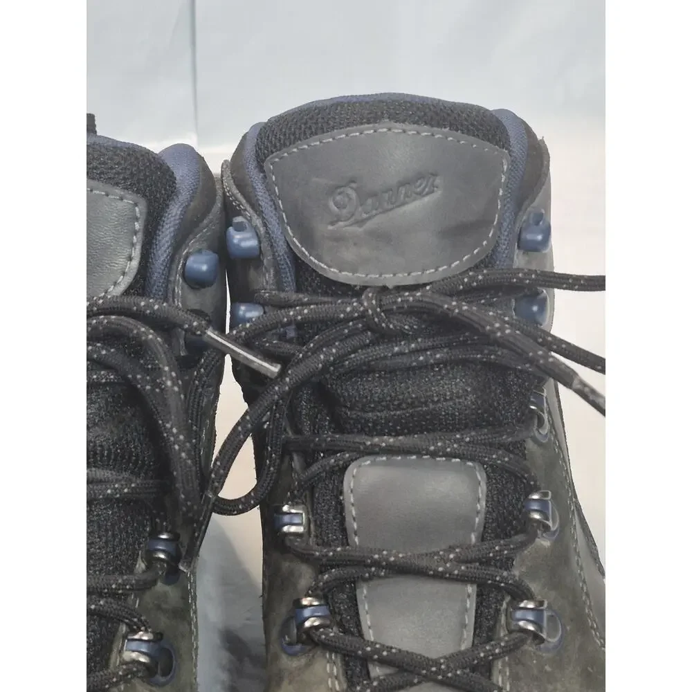 Danner this nice